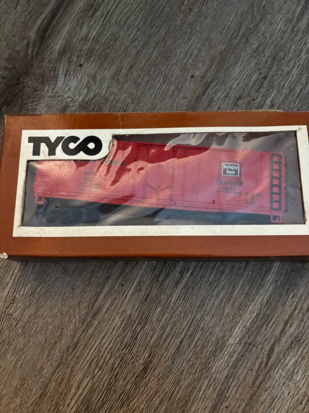Tyco HO Hopper Car Burlington 344B Railroad Train set up display w/box